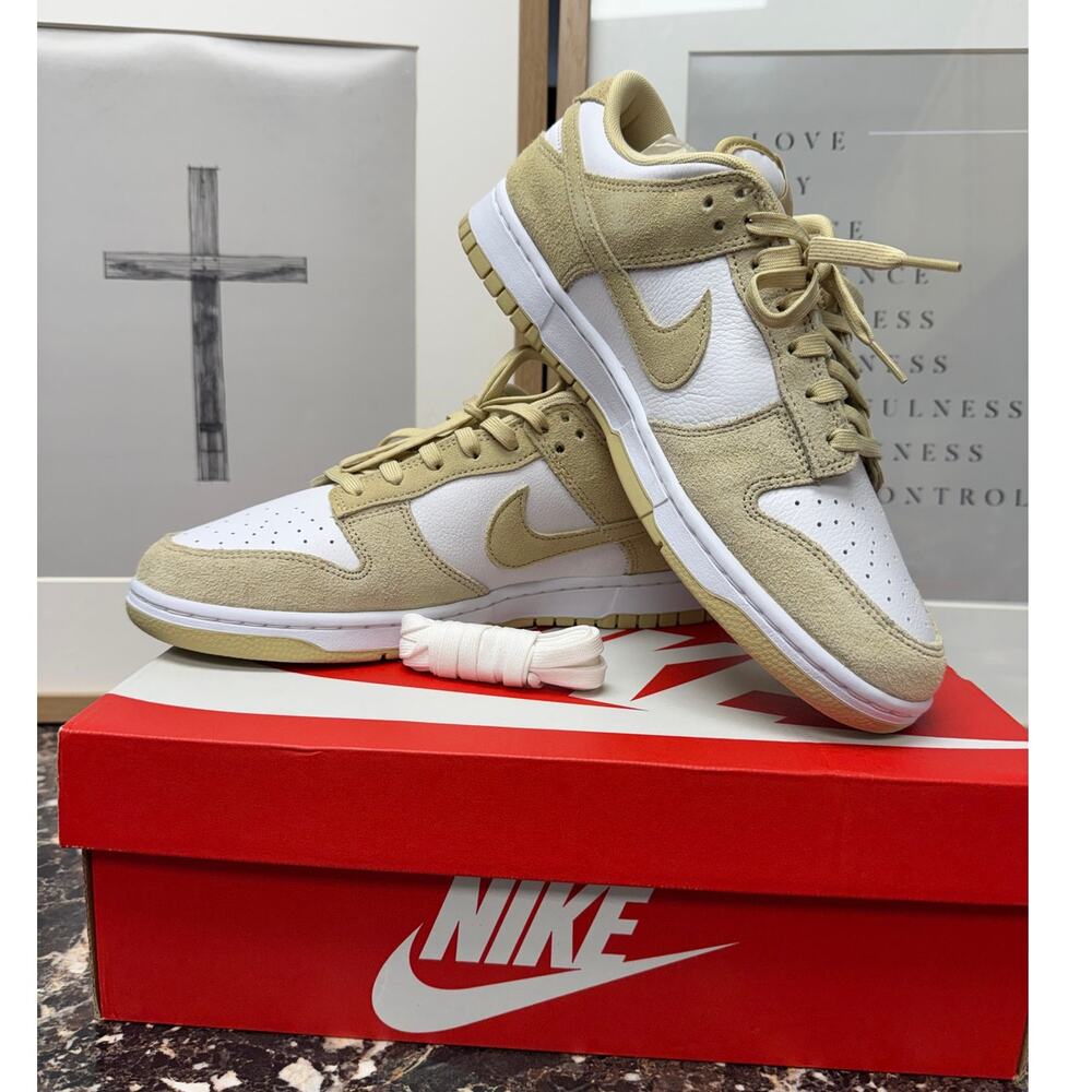 Nike Dunk Low Retro SE Men's 11 White Gold Suede Extra Laces FQ8249-102